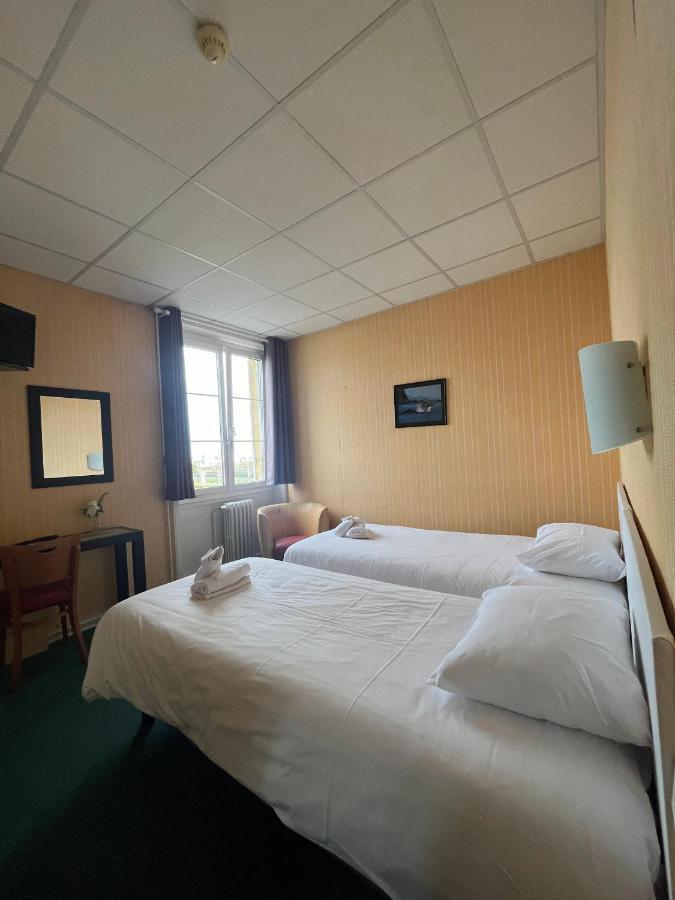 Hotel Le Phare Ouistreham Eksteriør bilde
